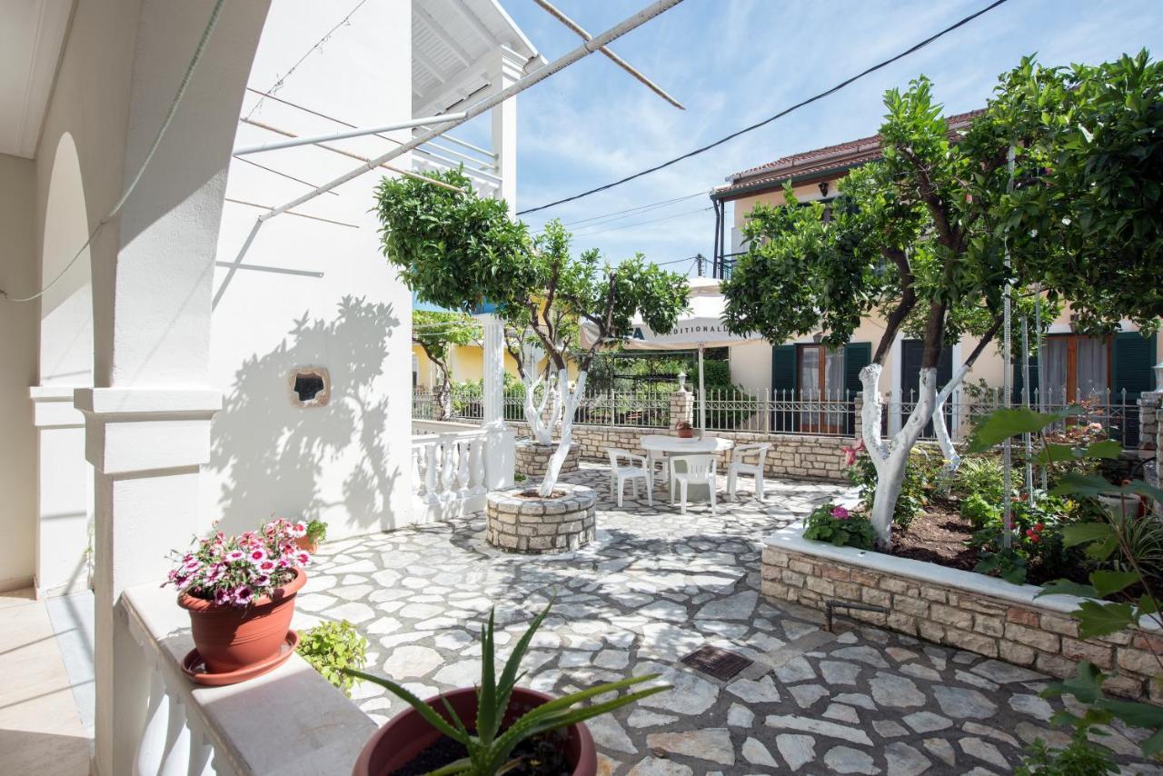 The Orange Garden Appartement Kassiopi Buitenkant foto