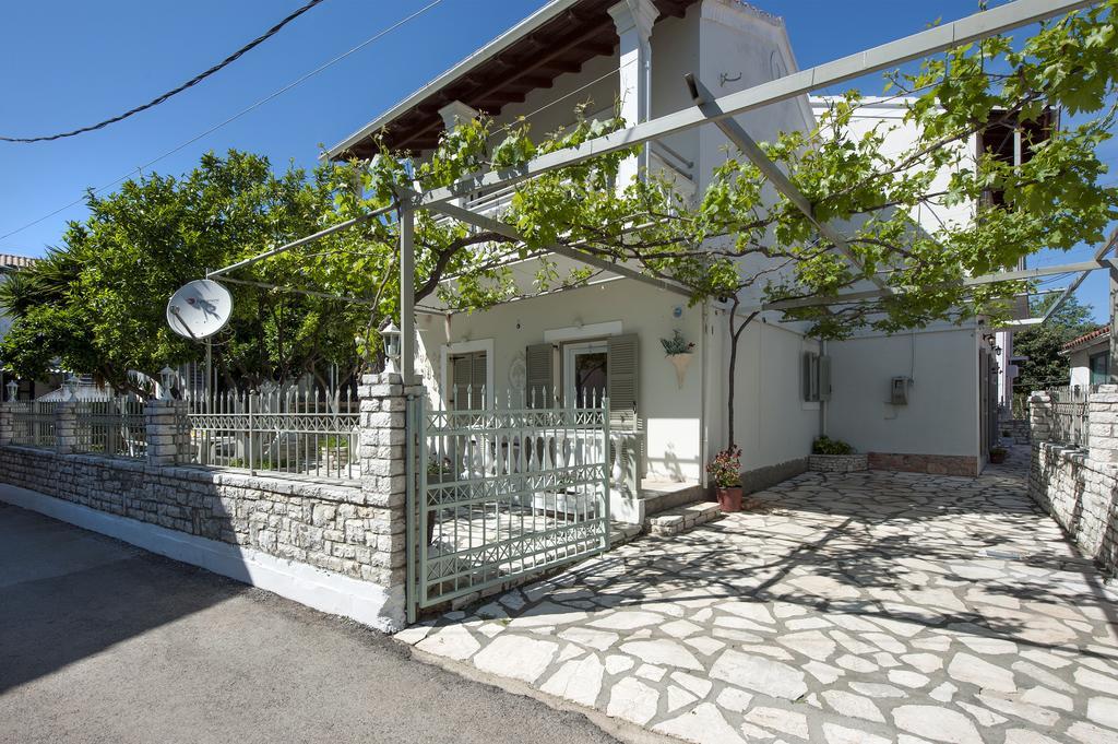 The Orange Garden Appartement Kassiopi Buitenkant foto