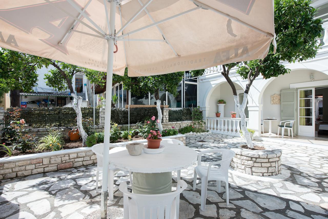 The Orange Garden Appartement Kassiopi Buitenkant foto